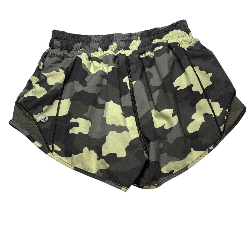 Lululemon Hotty Hot Short Low Rise 2.5" *Heritage 365 Camo Crispin Green/Olive - Picture 4 of 7